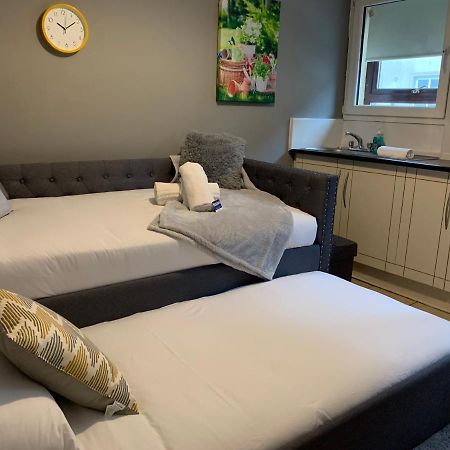 Cheap Budget Accommodation Galway Esterno foto