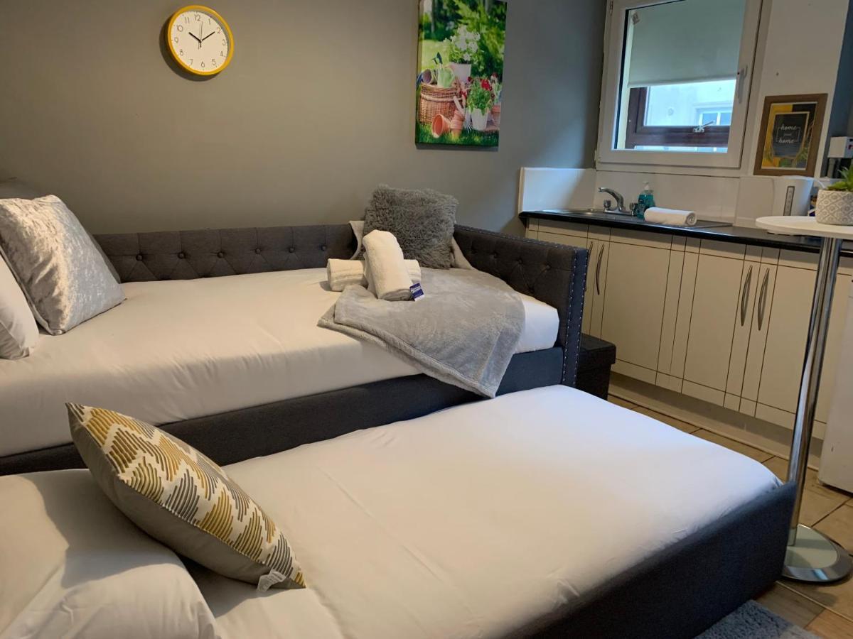 Cheap Budget Accommodation Galway Esterno foto