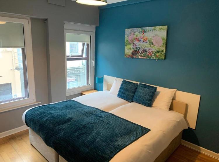 Cheap Budget Accommodation Galway Esterno foto