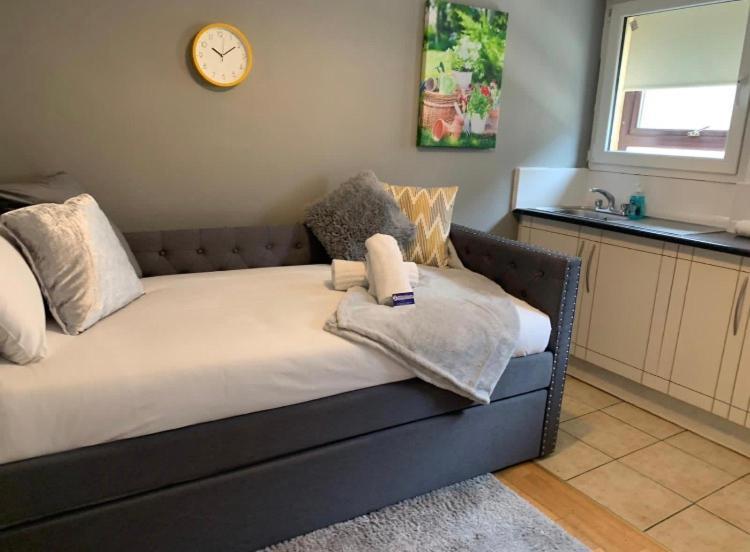 Cheap Budget Accommodation Galway Esterno foto