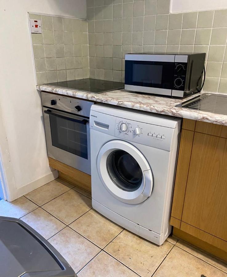 Cheap Budget Accommodation Galway Esterno foto